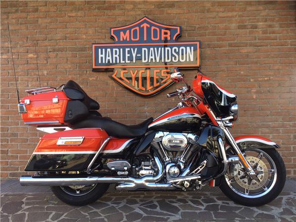 Harley-Davidson 2012 CVO Ultra Classic Electra Glide