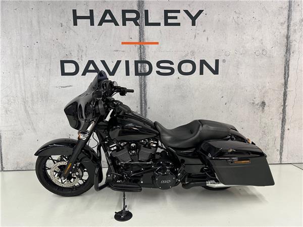 2019 HARLEY-DAVIDSON Touring FLHXS 1868 Street Glide Special 114