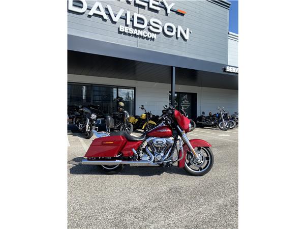 2012 HARLEY-DAVIDSON STREET GLIDE