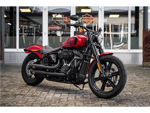 Harley-Davidson FXBBS STREET BOB 114 SOFTAIL - Jekill & Hyde