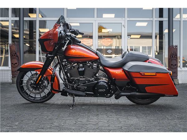 Harley-Davidson Kiel STREET GLIDE SPECIAL FLHXS 114 -JEKILL&HYDE-