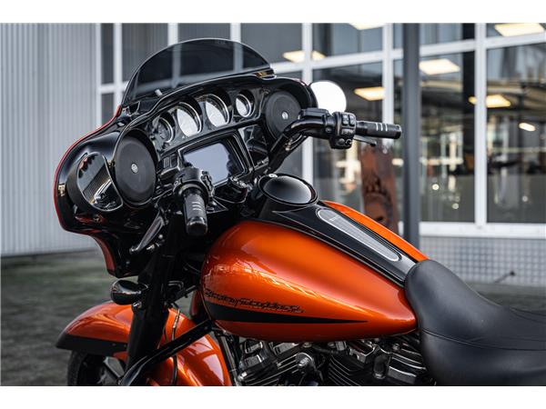 Harley-Davidson Kiel STREET GLIDE SPECIAL FLHXS 114 -JEKILL&HYDE-