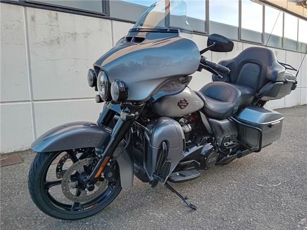 Harley-Davidson CVO - Custom Vehicle Operations Ultra Limited