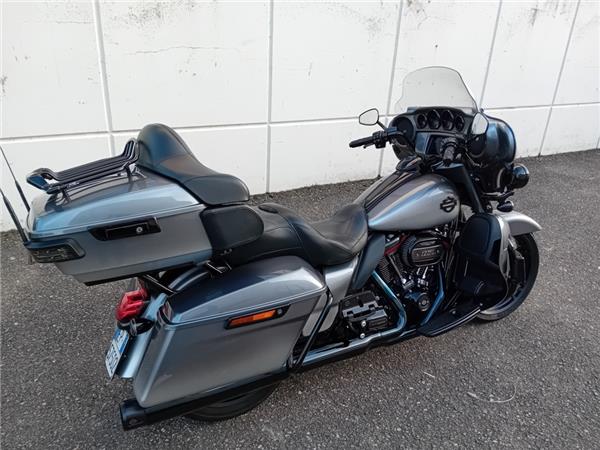 Harley-Davidson CVO - Custom Vehicle Operations Ultra Limited