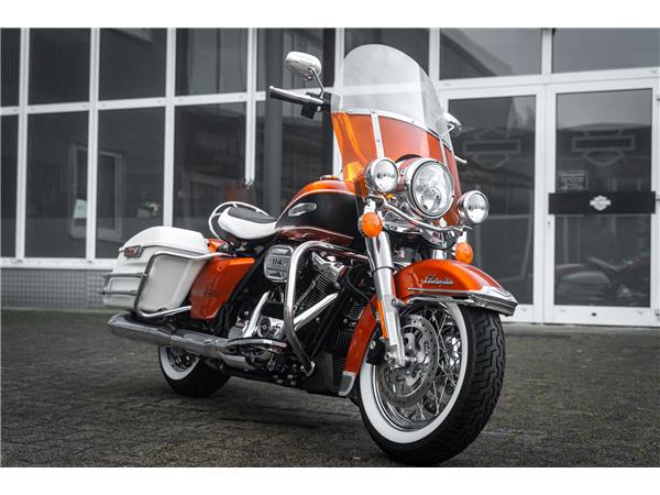 Harley-Davidson Electra Glide Highway King - Screaming Eagle -