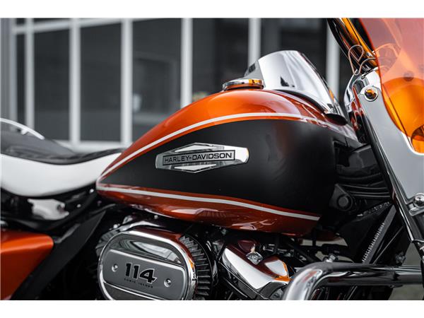 Harley-Davidson Electra Glide Highway King - Screaming Eagle -