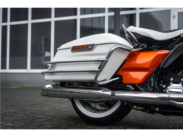 Harley-Davidson Electra Glide Highway King - Screaming Eagle -