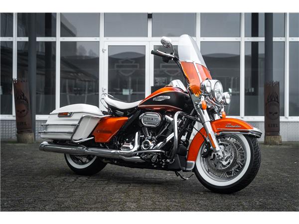 Harley-Davidson Electra Glide Highway King - Screaming Eagle -