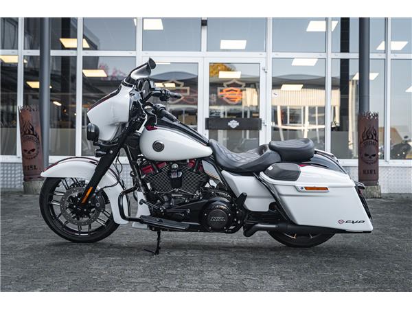 Harley-Davidson Kiel FLHXSE CVO Street Glide 117 - Kesstech -