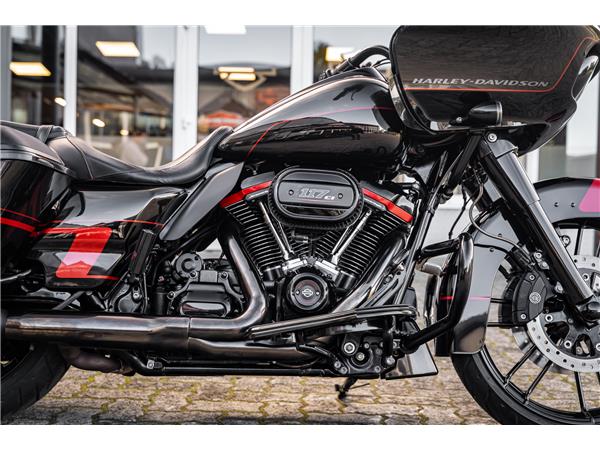 Harley-Davidson Kiel FLTRXSE CVO ROAD GLIDE 117 CUI - JEKILL&HYDE -