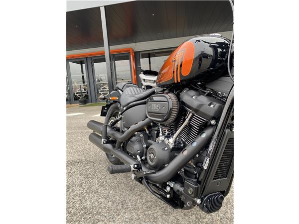 2021 HARLEY-DAVIDSON STREET BOB