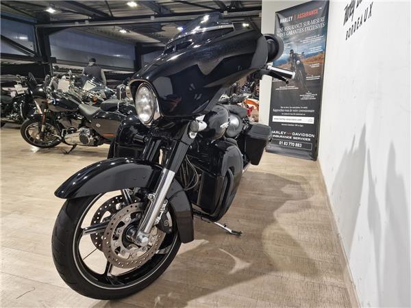 2016 HARLEY-DAVIDSON STREET GLIDE CVO