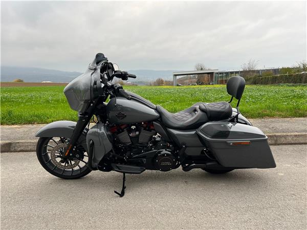 2020 HARLEY-DAVIDSON CVO FLHXSE Street Glide ABS CVO 117