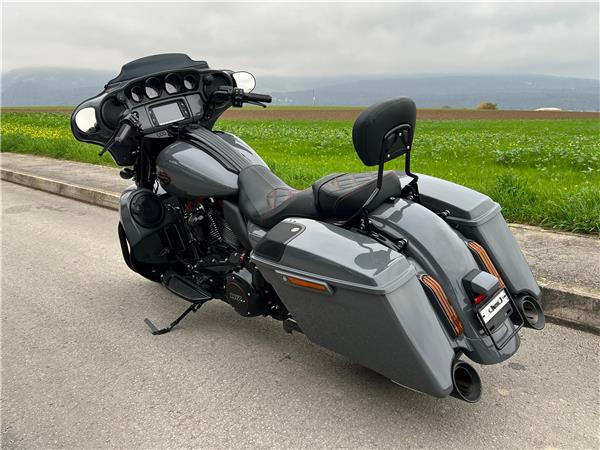 2020 HARLEY-DAVIDSON CVO FLHXSE Street Glide ABS CVO 117