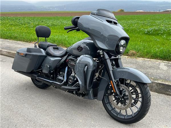 2020 HARLEY-DAVIDSON CVO FLHXSE Street Glide ABS CVO 117