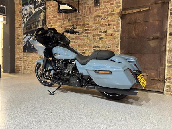 2024 Harley-Davidson Touring