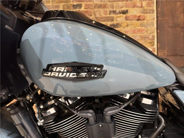 2024 Harley-Davidson Touring