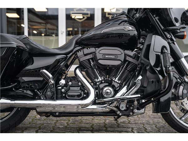 Harley-Davidson Kiel CVO STREET GLIDE 110 cui FLHXSE - Kesstech-