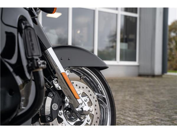 Harley-Davidson Kiel CVO STREET GLIDE 110 cui FLHXSE - Kesstech-