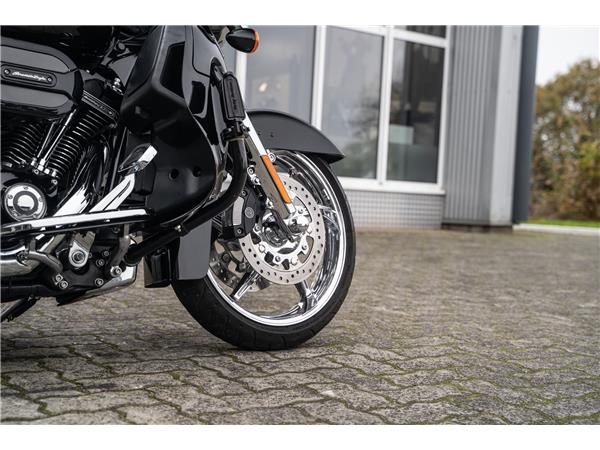 Harley-Davidson Kiel CVO STREET GLIDE 110 cui FLHXSE - Kesstech-