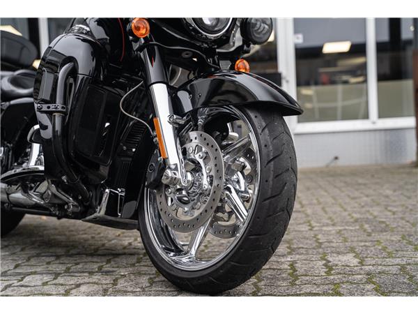 Harley-Davidson Kiel CVO STREET GLIDE 110 cui FLHXSE - Kesstech-