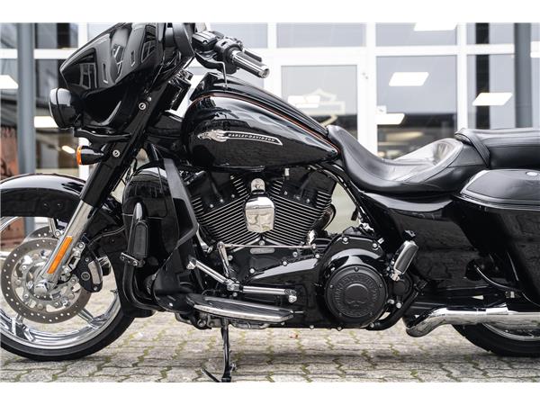 Harley-Davidson Kiel CVO STREET GLIDE 110 cui FLHXSE - Kesstech-