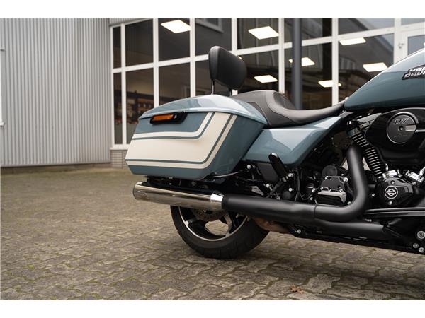 Harley-Davidson Kiel ROAD GLIDE FLTRX 117 MY24 - JEKILL & HYDE CARBON