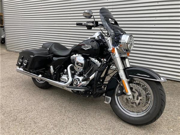 2014 Harley-Davidson Road King Classic FLHRC Tourer