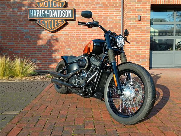 FXBBS Softail Street Bob 