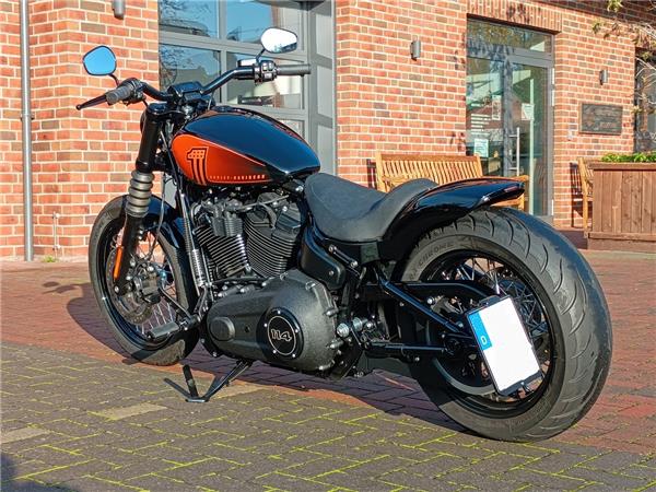 FXBBS Softail Street Bob 