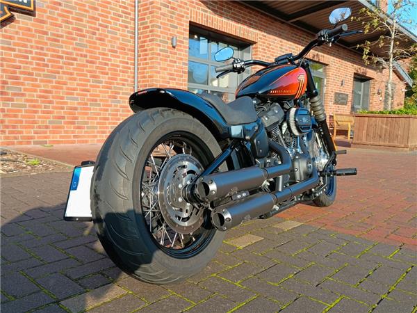 FXBBS Softail Street Bob 