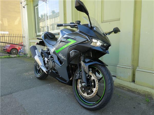 2024 Kawasaki Ninja 500