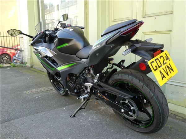 2024 Kawasaki Ninja 500