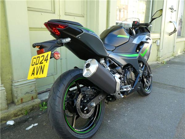 2024 Kawasaki Ninja 500
