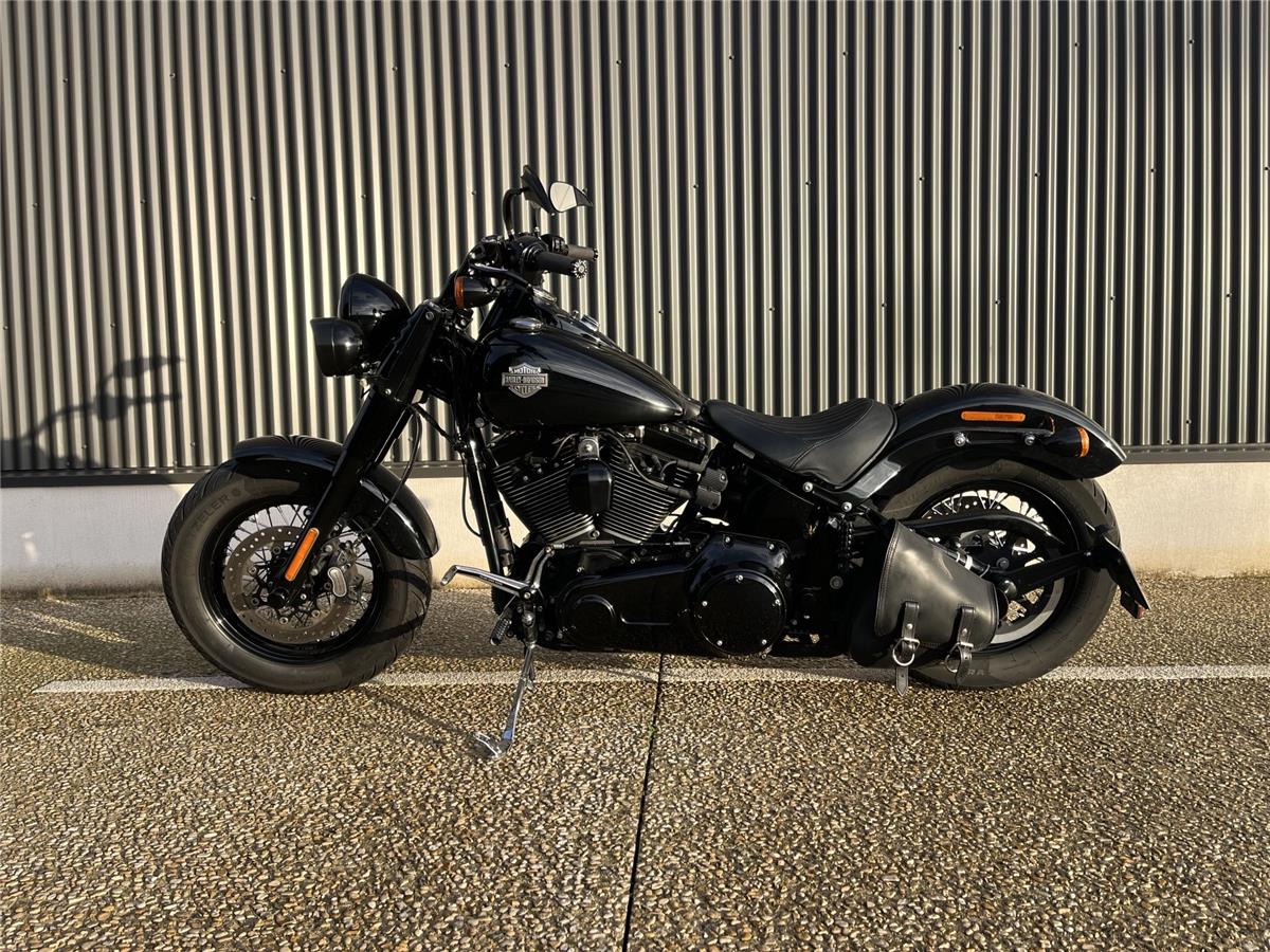 2017 HARLEY-DAVIDSON SLIM