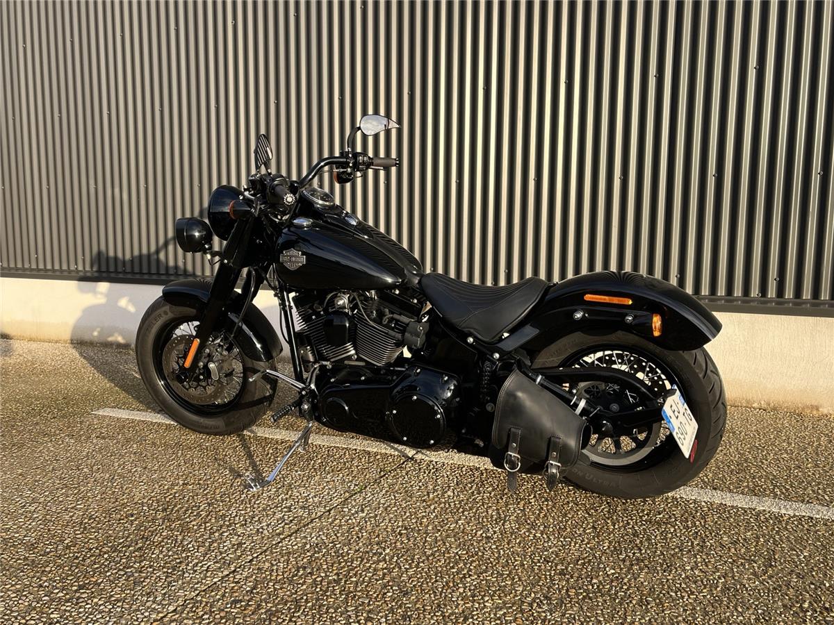 2017 HARLEY-DAVIDSON SLIM