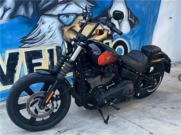 Harley-Davidson Street Bob 114