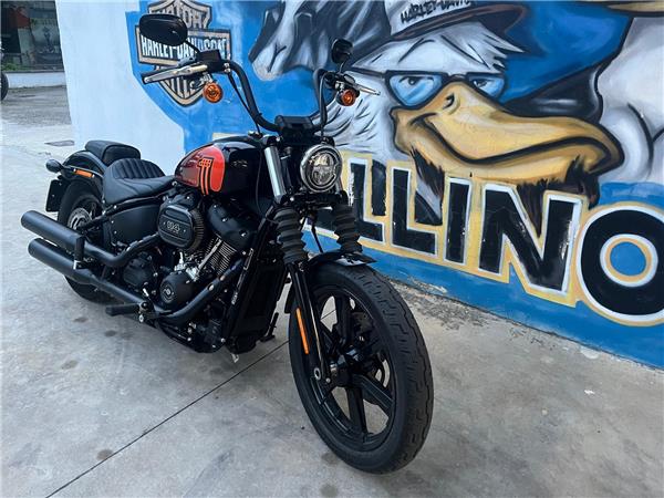 Harley-Davidson Street Bob 114