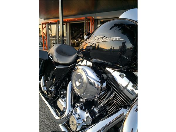 2012 HARLEY-DAVIDSON STREET GLIDE