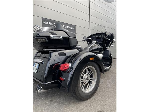 2019 HARLEY-DAVIDSON TRI GLIDE