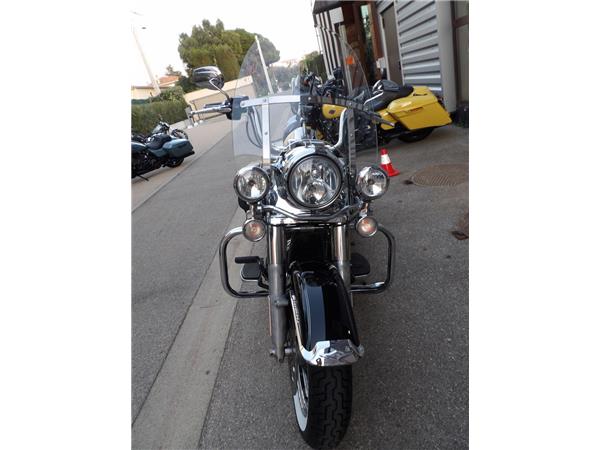 2014 HARLEY-DAVIDSON ROAD KING