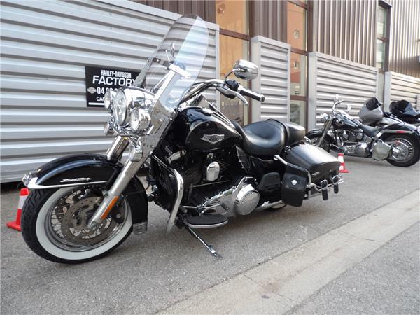 2014 HARLEY-DAVIDSON ROAD KING