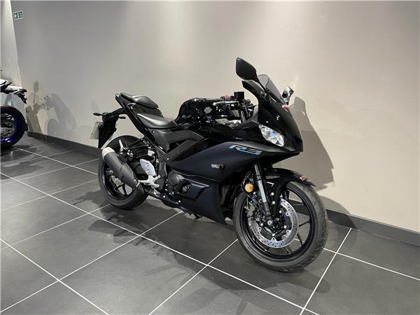 2023 Yamaha R3 