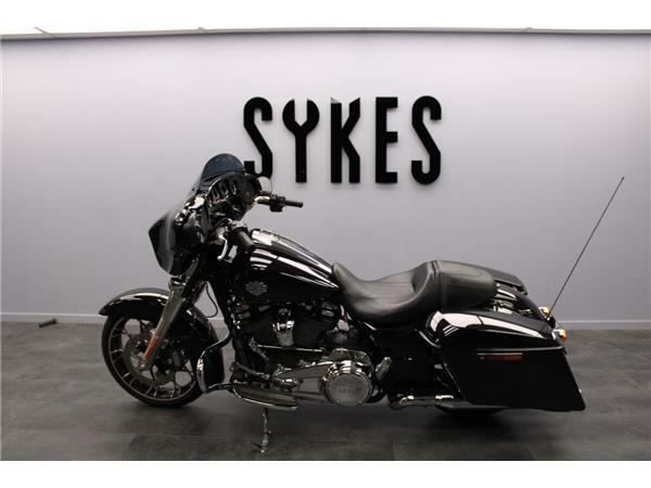 2021 Harley-Davidson Street Glide Special