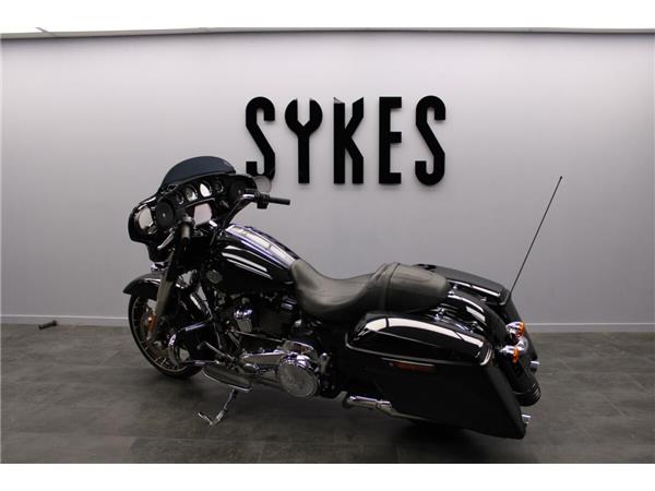 2021 Harley-Davidson Street Glide Special