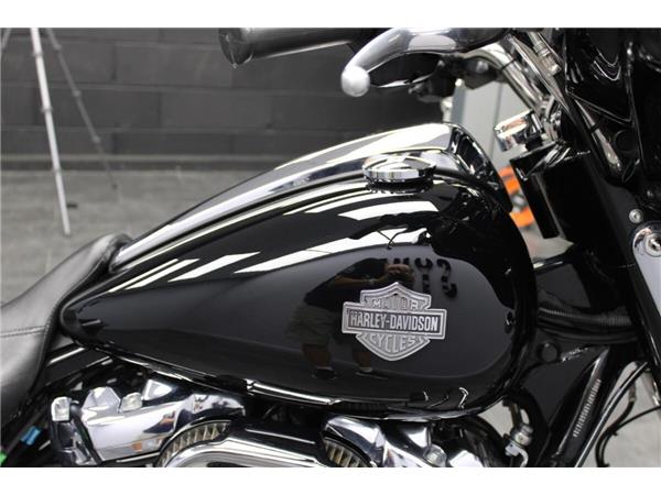 2021 Harley-Davidson Street Glide Special