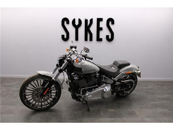 2024 Harley-Davidson Breakout 117