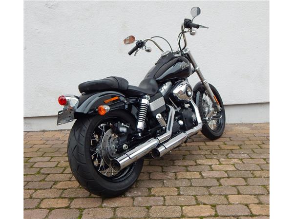 FXDB  STREET BOB 