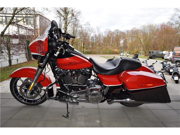 FLHXS Street Glide Special mit Sonderlacksatz