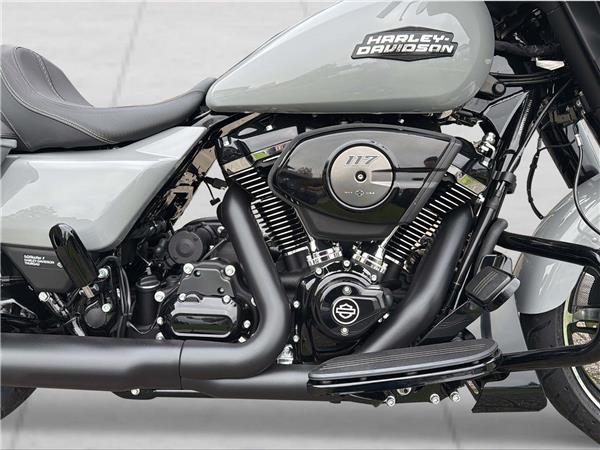2024 HARLEY-DAVIDSON Touring FLHX Street Glide Black Finish 117